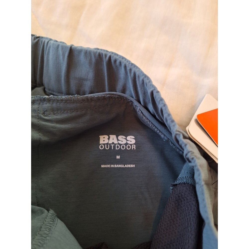 Bass Outdoor Women's Alpine Trek Shorts Goblin blue, Size Medium 32X4 - Picture 3 of 5